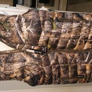 True Timber Hooded Vest. Size lg.  NWT